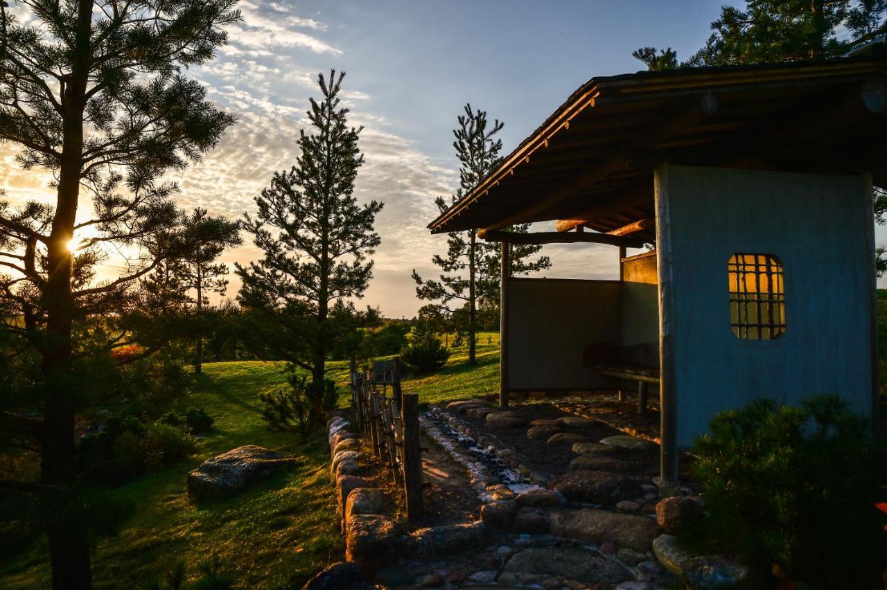 Japoniskas Sodas Medomiskiai Exteriér fotografie