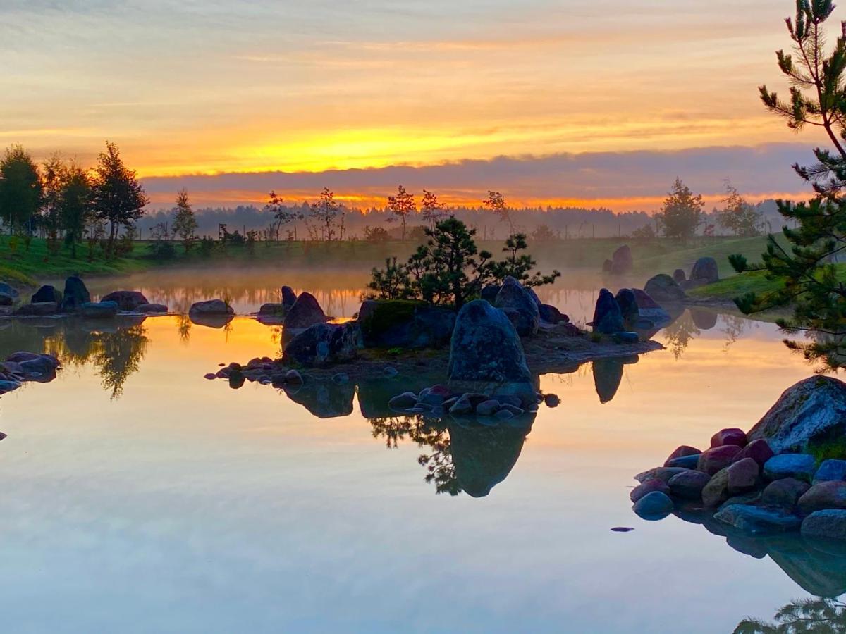 Japoniskas Sodas Medomiskiai Exteriér fotografie